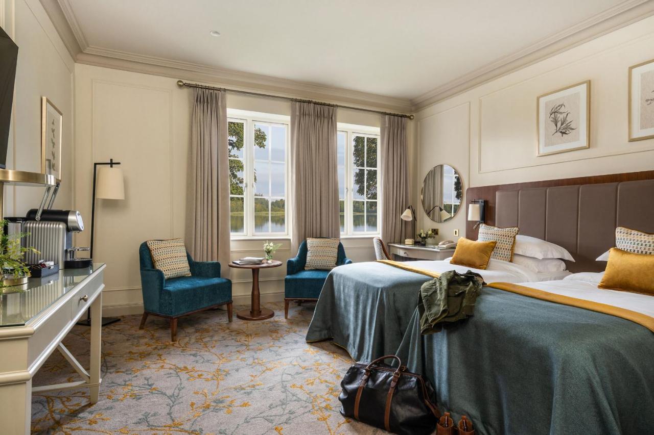 Lough Erne Resort Enniskillen Exterior foto A room at the hotel