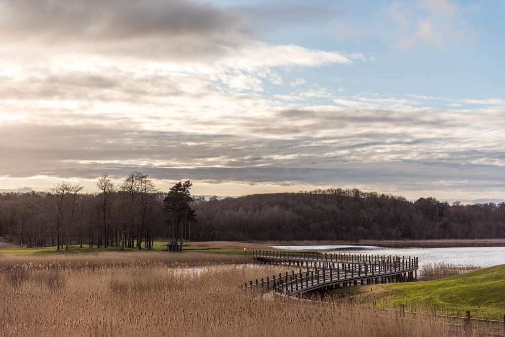 Lough Erne Resort Enniskillen Exterior foto View of the lake
