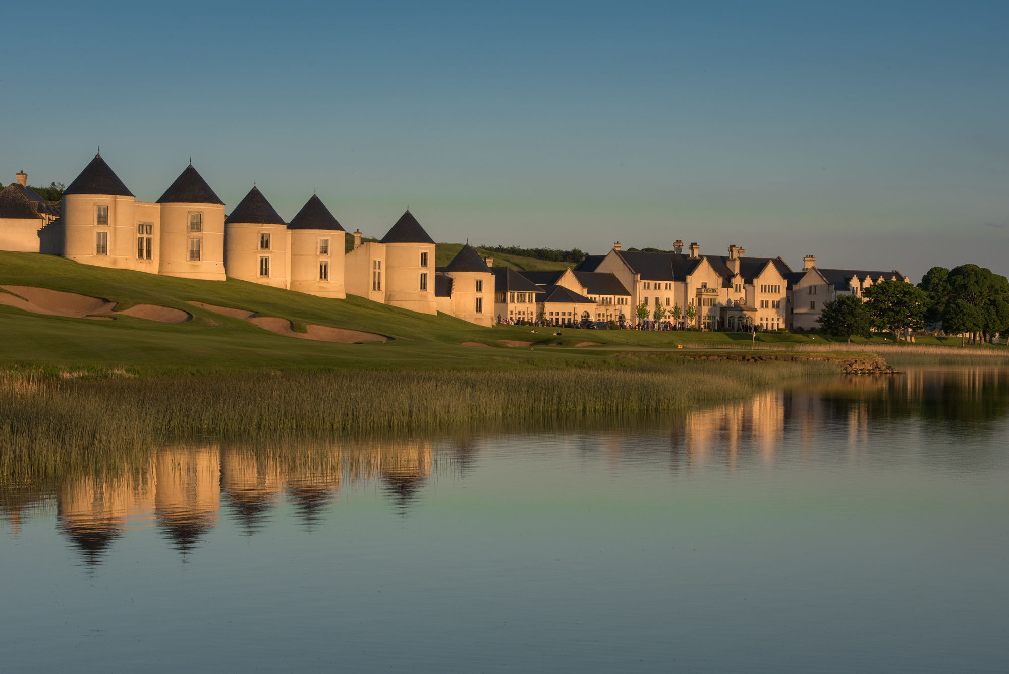 Lough Erne Resort Enniskillen Exterior foto The Village at Wild dunes